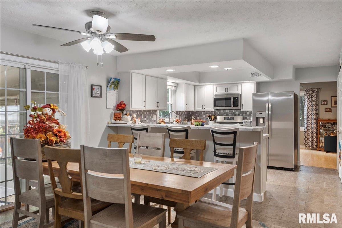 1 Golf Road Springfield, IL 62704 - Photo 16 of 37