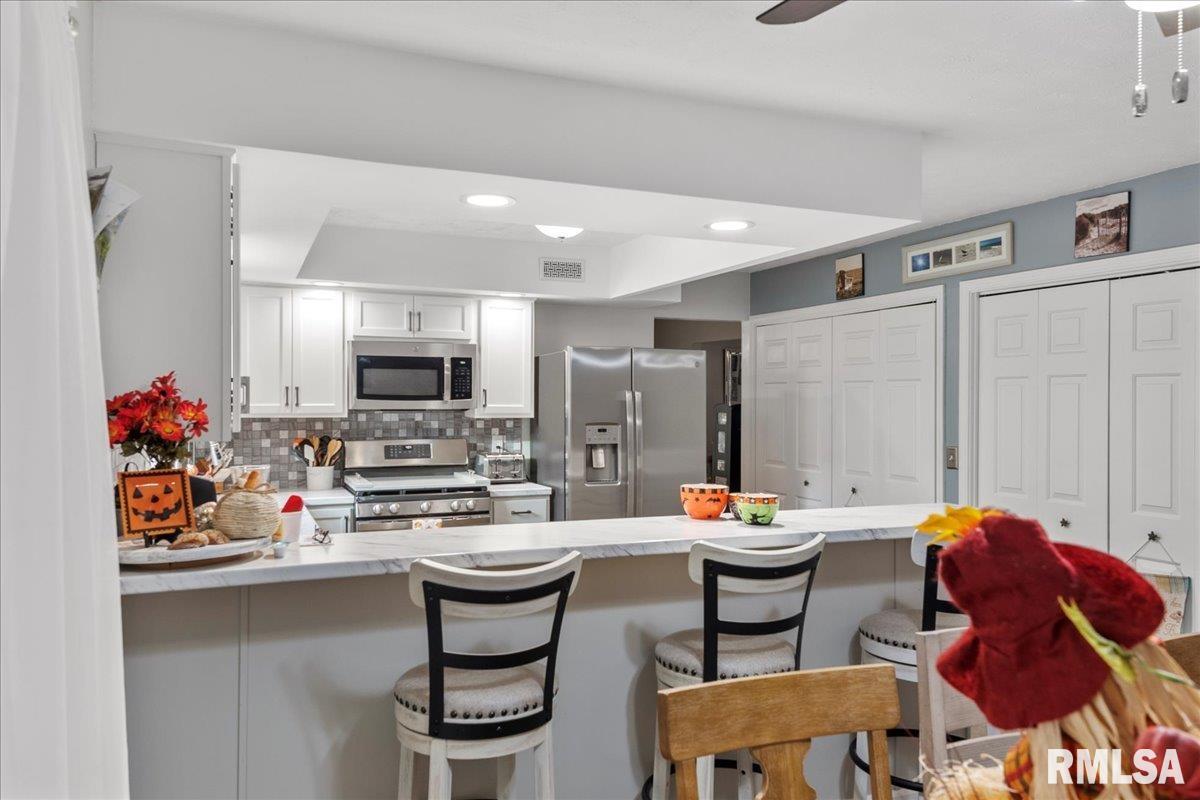 1 Golf Road Springfield, IL 62704 - Photo 17 of 37