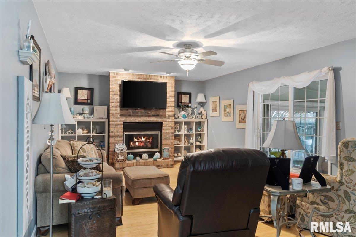 1 Golf Road Springfield, IL 62704 - Photo 19 of 37