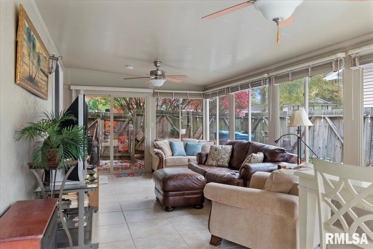 1 Golf Road Springfield, IL 62704 - Photo 21 of 37