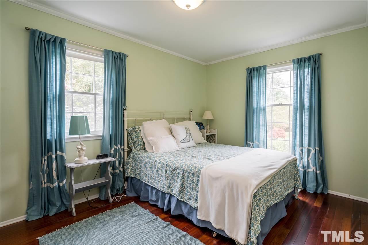 5604 Hawley Court Raleigh, NC 27609 - Photo 11 of 13 Photo #12