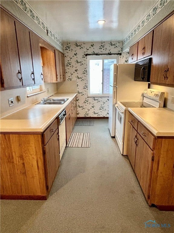 5536 Corduroy Road Oregon, OH 43616 - Photo 5 of 50 Galley style kitchen