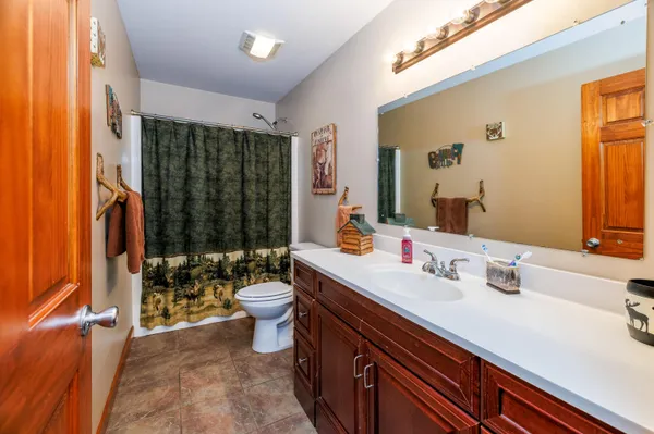 $450,000 | 2538 South 388 West, Morocco, IN 47963