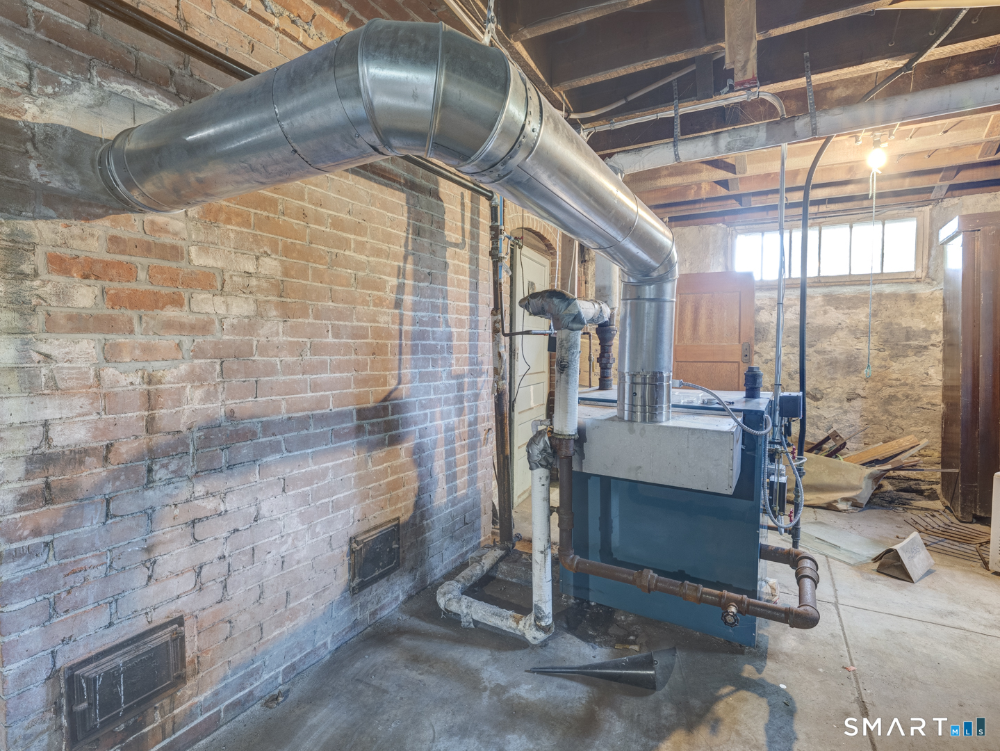 81 Chestnut Street Windham, CT 06226 - Photo 35 of 40 Newer Furnace