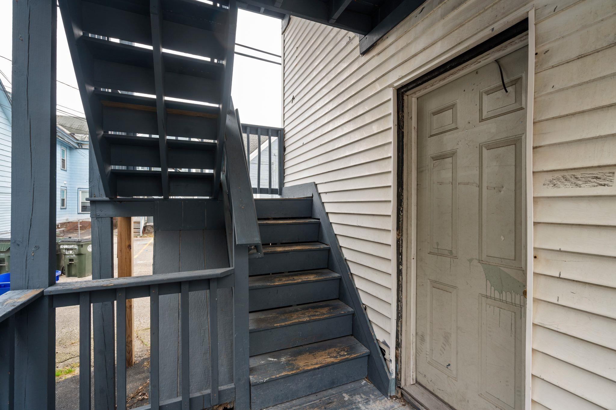 306 Manchester Street, Unit #1 Manchester, NH 03103 - Photo 18 of 24