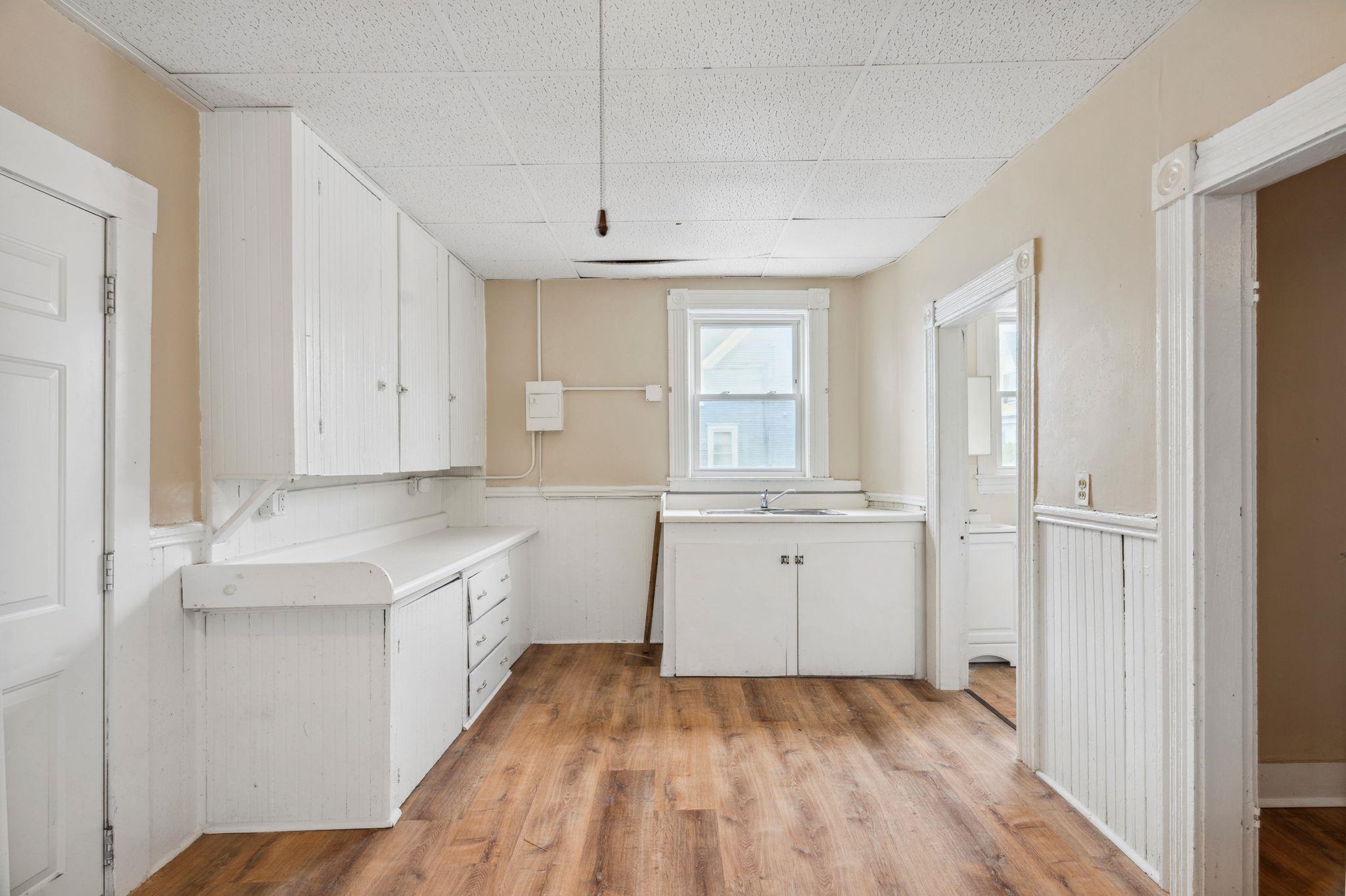 306 Manchester Street, Unit #1 Manchester, NH 03103 - Photo 21 of 24