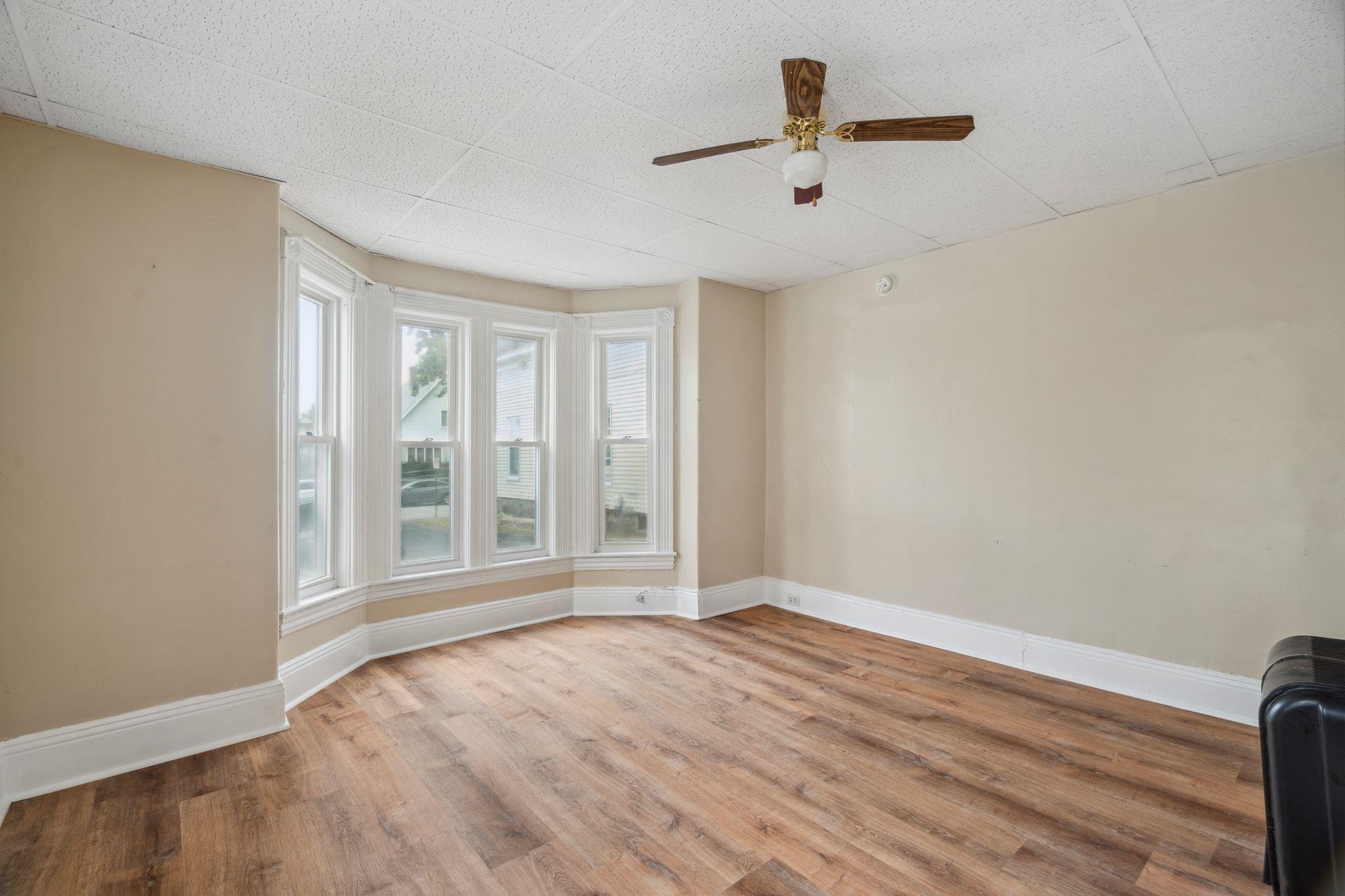 306 Manchester Street, Unit #1 Manchester, NH 03103 - Photo 6 of 24