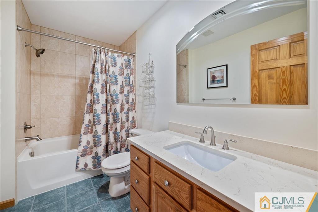 9 Oak Tree Road Monmouth Junction, NJ 08852 - Photo 29 of 37 Gallery Image 29