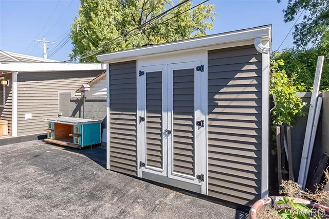 $270,000 | 4731 Holly Hills Avenue, St. Louis, MO 63116