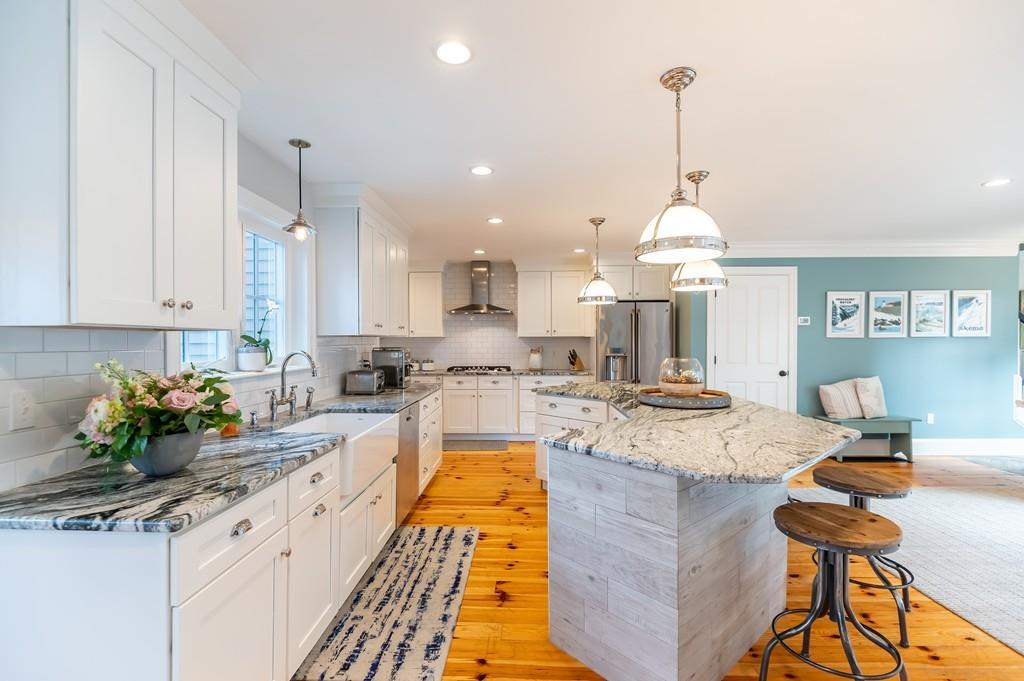 7 Chatham Road Andover, MA 01810 - Photo 3 of 36