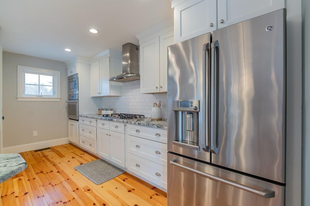 7 Chatham Road Andover, MA 01810 - Photo 7 of 36