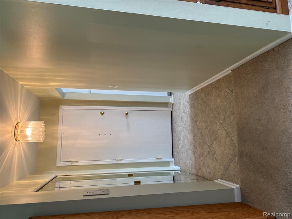 801 West Long Lake Road Bloomfield Hills, MI 48302 - Photo 2 of 13