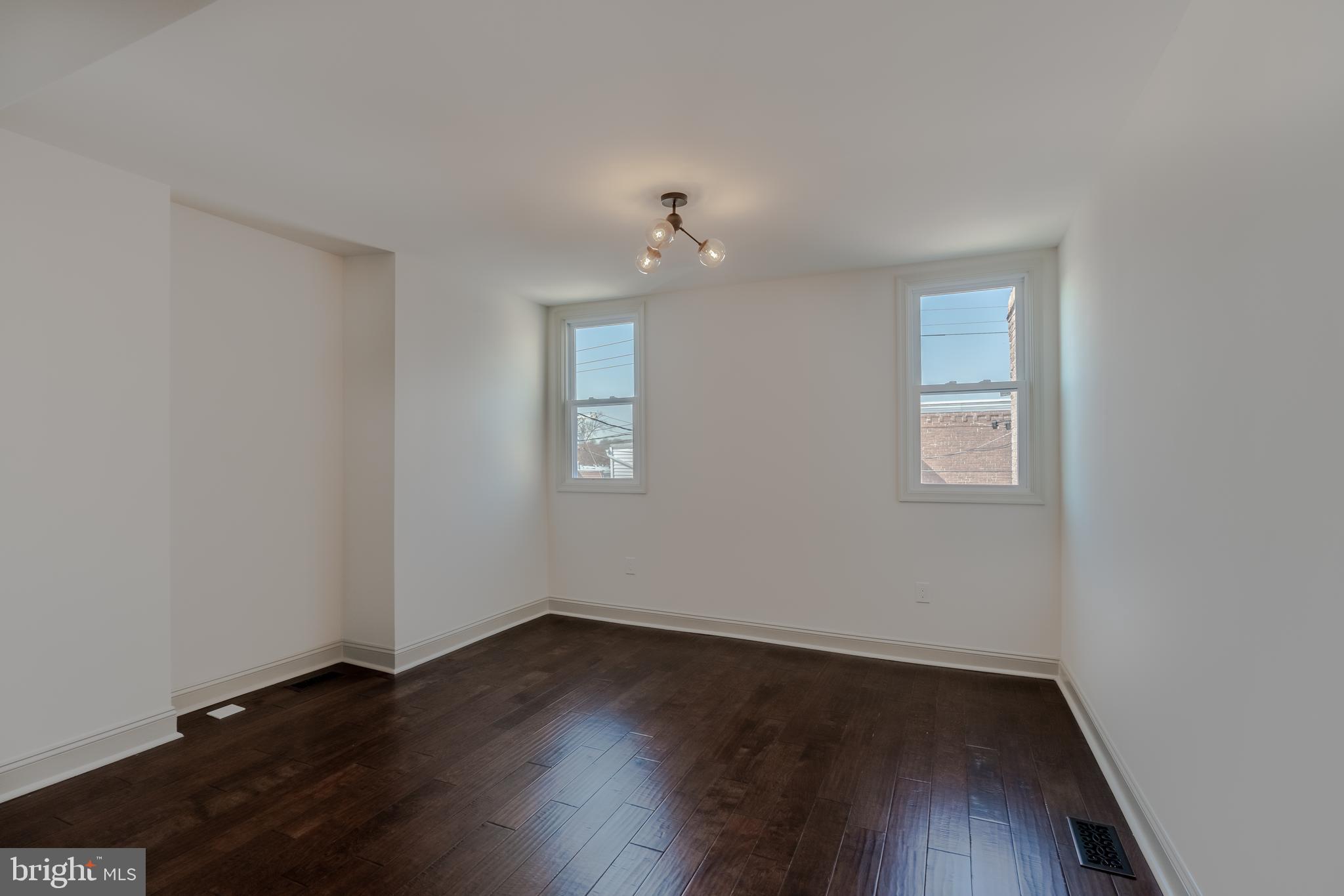 4030 Falls Road Baltimore, MD 21211 - Photo 16 of 31 Gallery Image 16