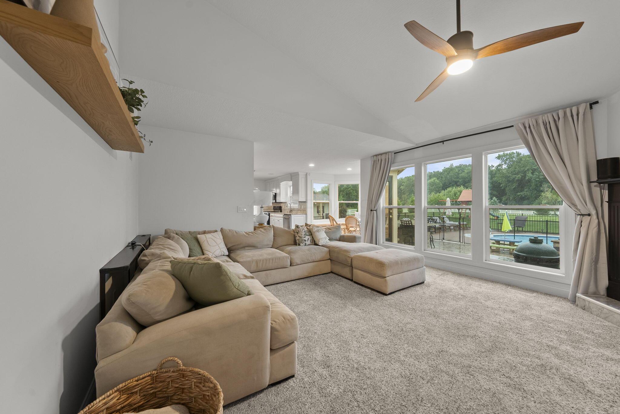 2586 Panhandle Road Delaware, OH 43015 - Photo 23 of 73 Family Room