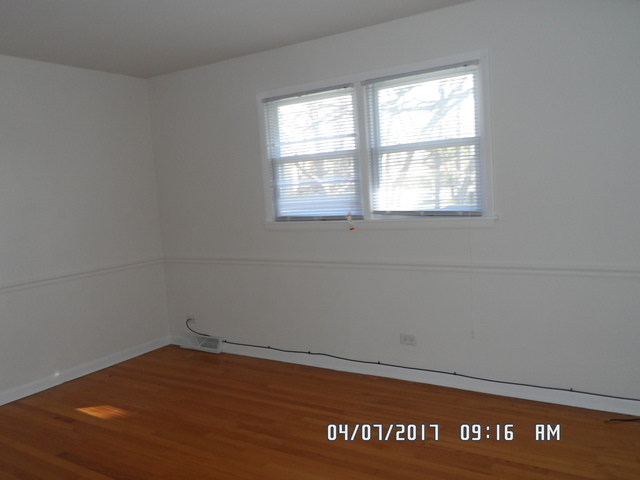 20641 Promethian Way Olympia Fields, IL 60461 - Photo 9 of 12 a view of a room