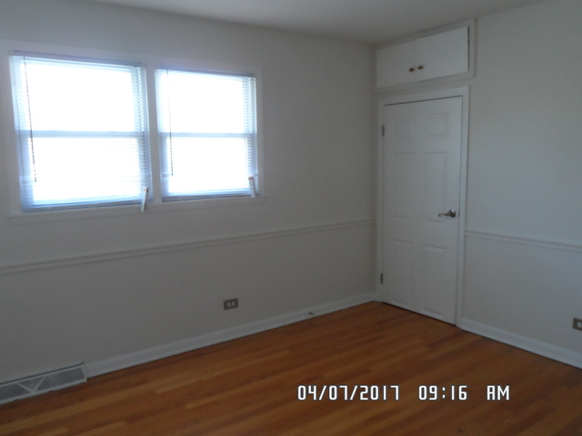20641 Promethian Way Olympia Fields, IL 60461 - Photo 10 of 12 a view of an empty room with window