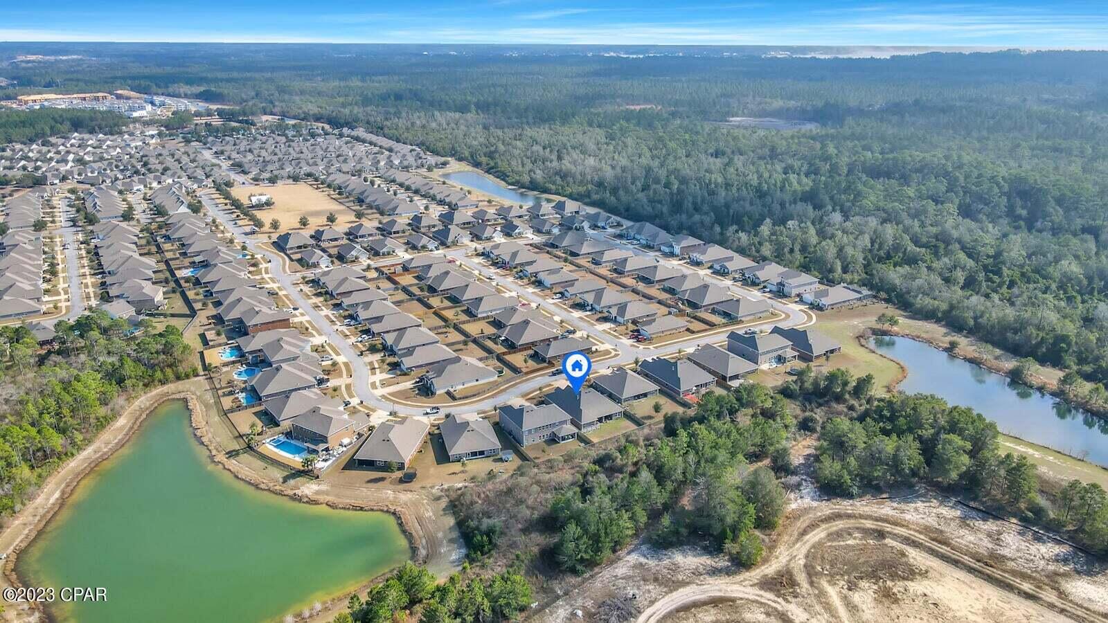 622 Cornelia Street Freeport, FL 32439 - Photo 39 of 43 an aerial view of a house