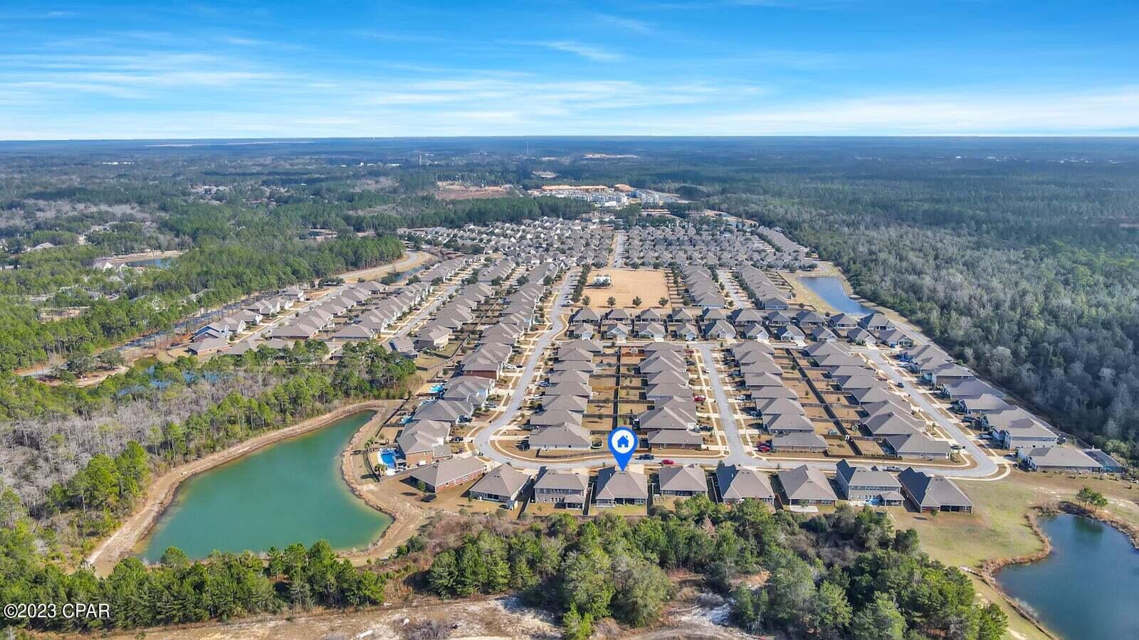 622 Cornelia Street Freeport, FL 32439 - Photo 40 of 43 an aerial view of a house