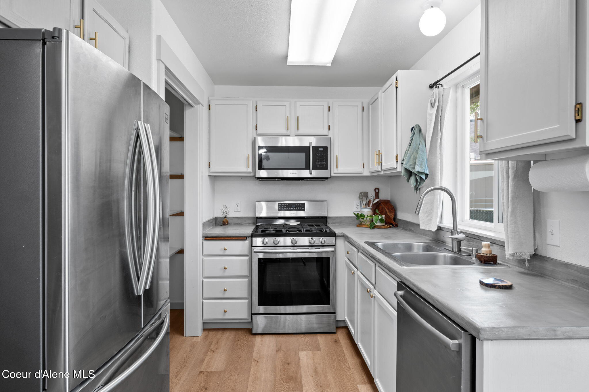 1125 Shannon Lane Post Falls, ID 83854 - Photo 11 of 34 11-web-or-mls-1125 N Shannon-11