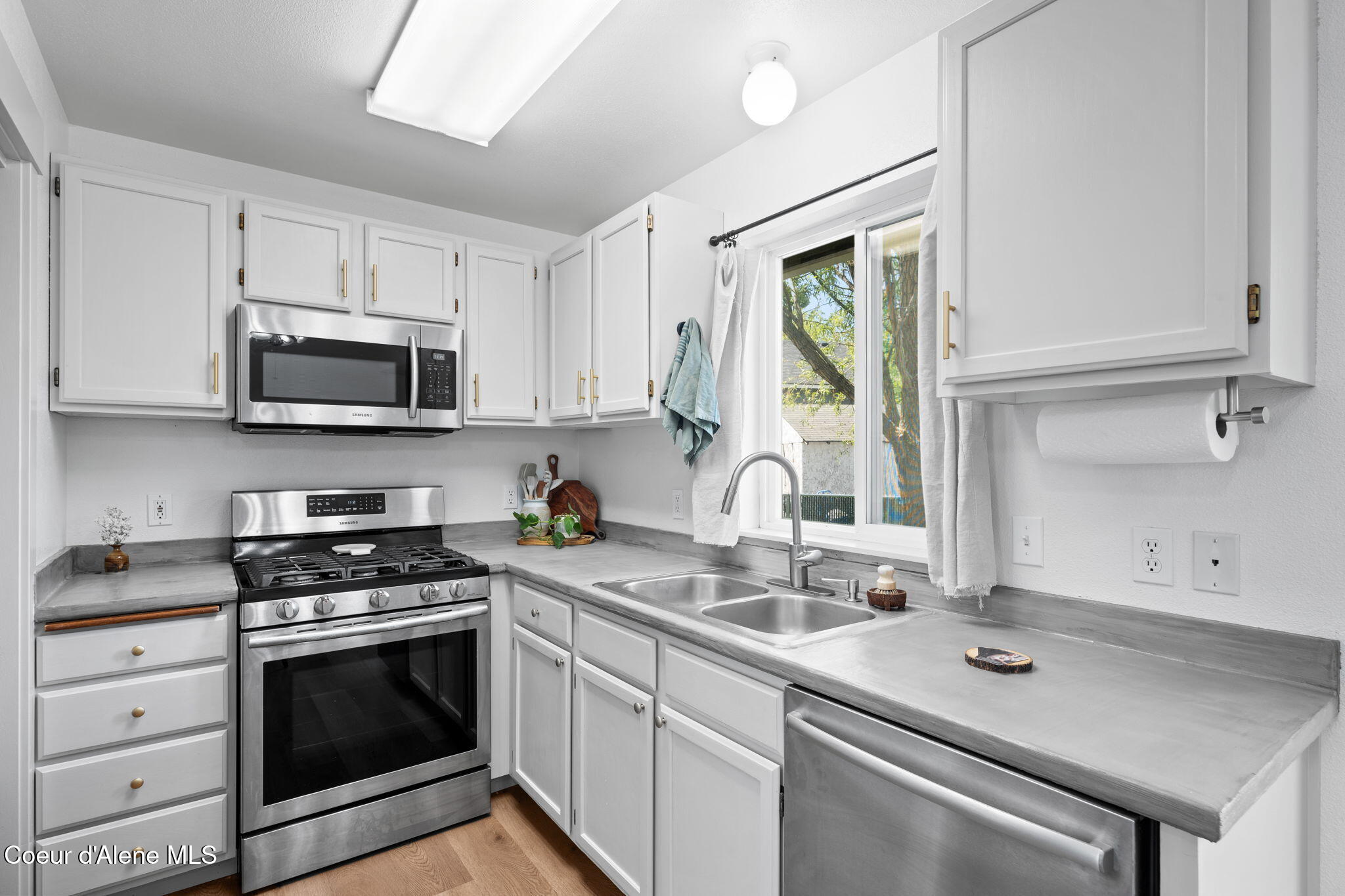 1125 Shannon Lane Post Falls, ID 83854 - Photo 12 of 34 12-web-or-mls-1125 N Shannon-12