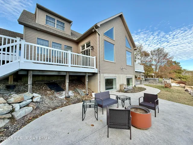 $998,990 | 317 Valley View Drive, Albrightsville, PA 18210