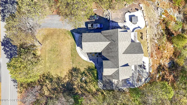 $998,990 | 317 Valley View Drive, Albrightsville, PA 18210