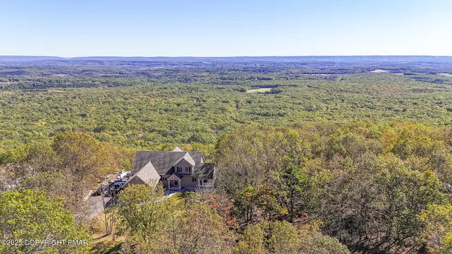 $998,990 | 317 Valley View Drive, Albrightsville, PA 18210