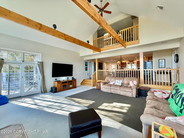 $998,990 | 317 Valley View Drive, Albrightsville, PA 18210