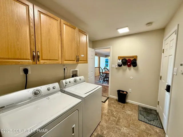 $998,990 | 317 Valley View Drive, Albrightsville, PA 18210