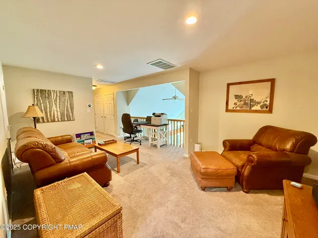 $998,990 | 317 Valley View Drive, Albrightsville, PA 18210