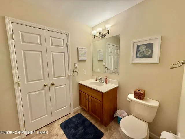 $998,990 | 317 Valley View Drive, Albrightsville, PA 18210