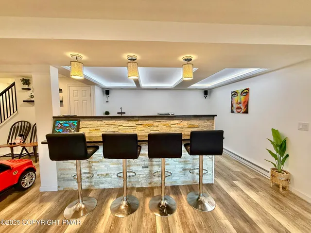 $998,990 | 317 Valley View Drive, Albrightsville, PA 18210