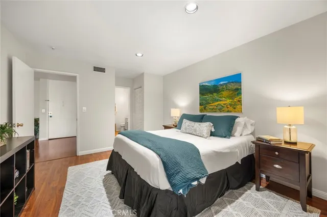 $579,000 | 436 North Bellflower Boulevard, Unit 302, Long Beach, CA 90814