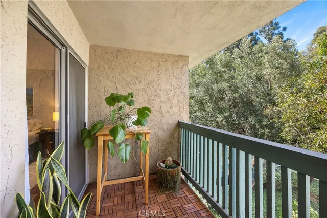 $579,000 | 436 North Bellflower Boulevard, Unit 302, Long Beach, CA 90814
