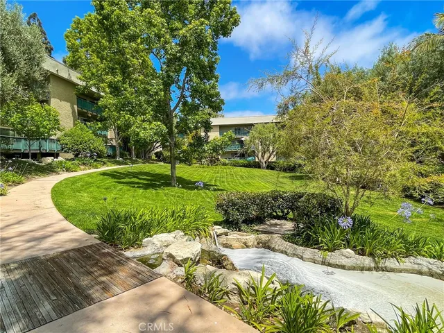 $579,000 | 436 North Bellflower Boulevard, Unit 302, Long Beach, CA 90814