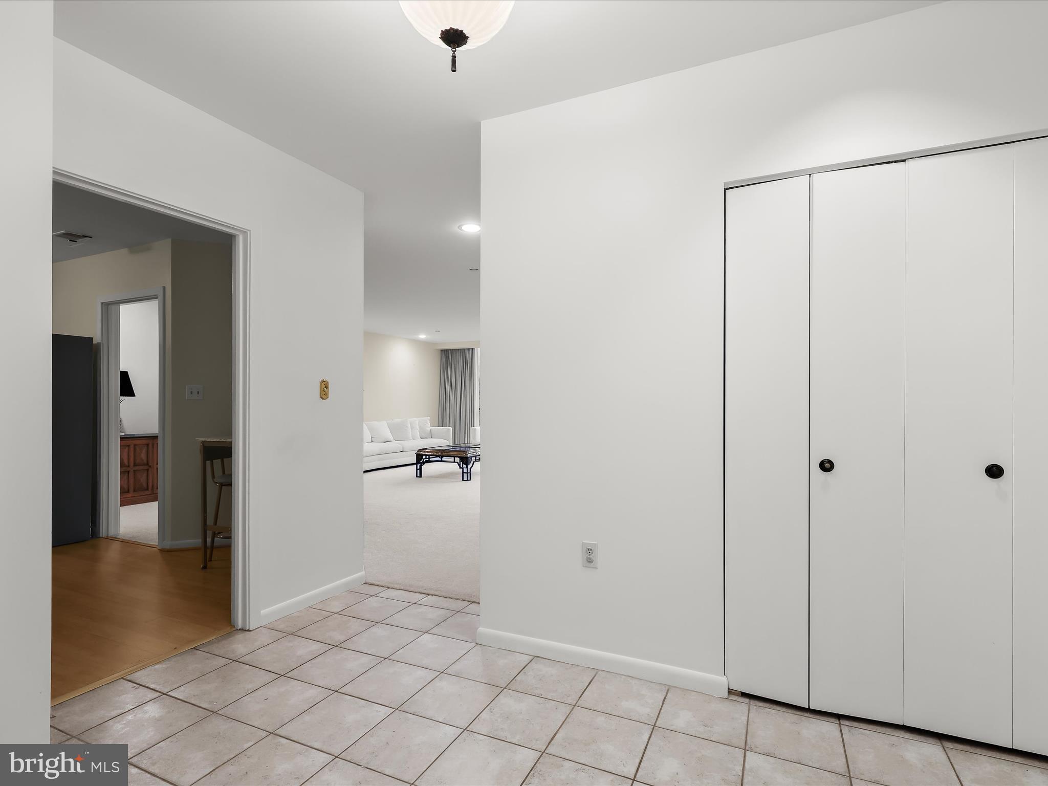 4001 Old Court Road, Unit 115 Baltimore, MD 21208 - Photo 4 of 31