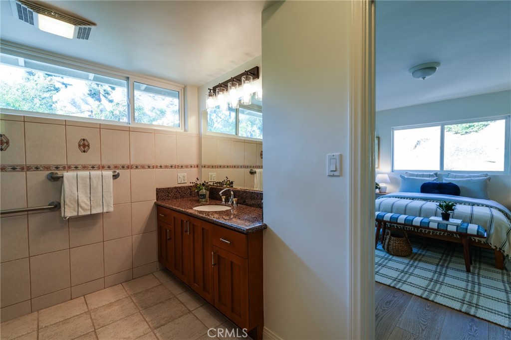 430 Devonwood Road Altadena, CA 91001 - Photo 27 of 39