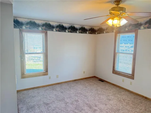 $450,000 | 31435 Lofty Lane, Edwards, MO 65326