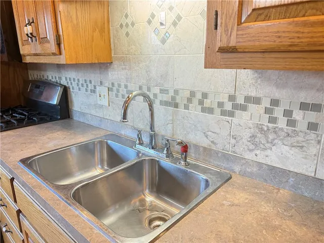 $450,000 | 31435 Lofty Lane, Edwards, MO 65326