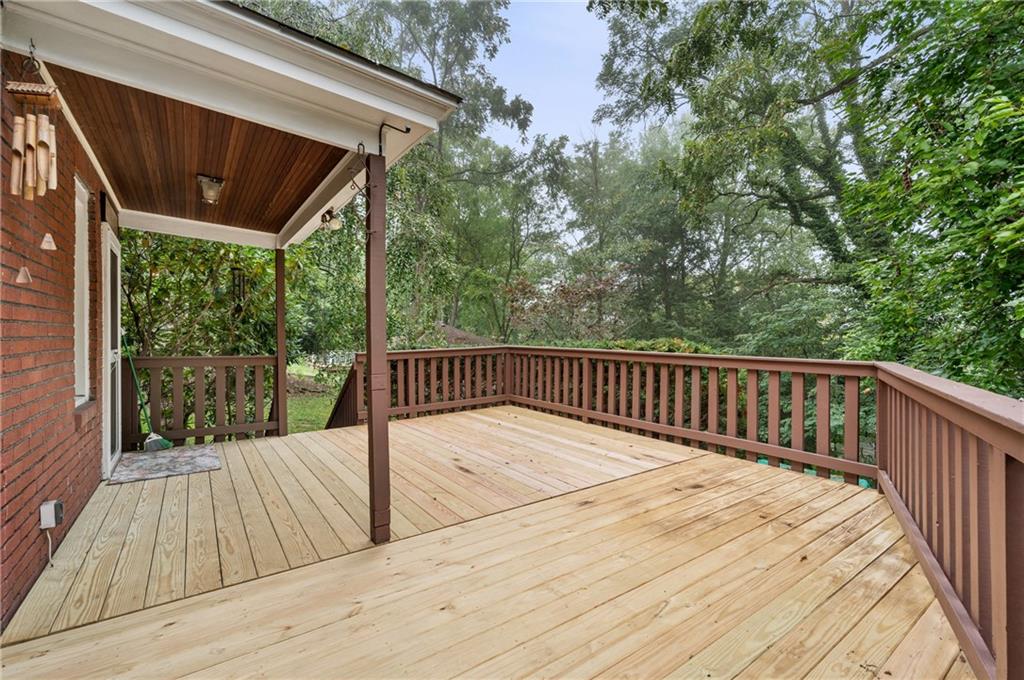 1267 Brinton Road Pittsburgh, PA 15221 - Photo 20 of 28 Gallery Image 20