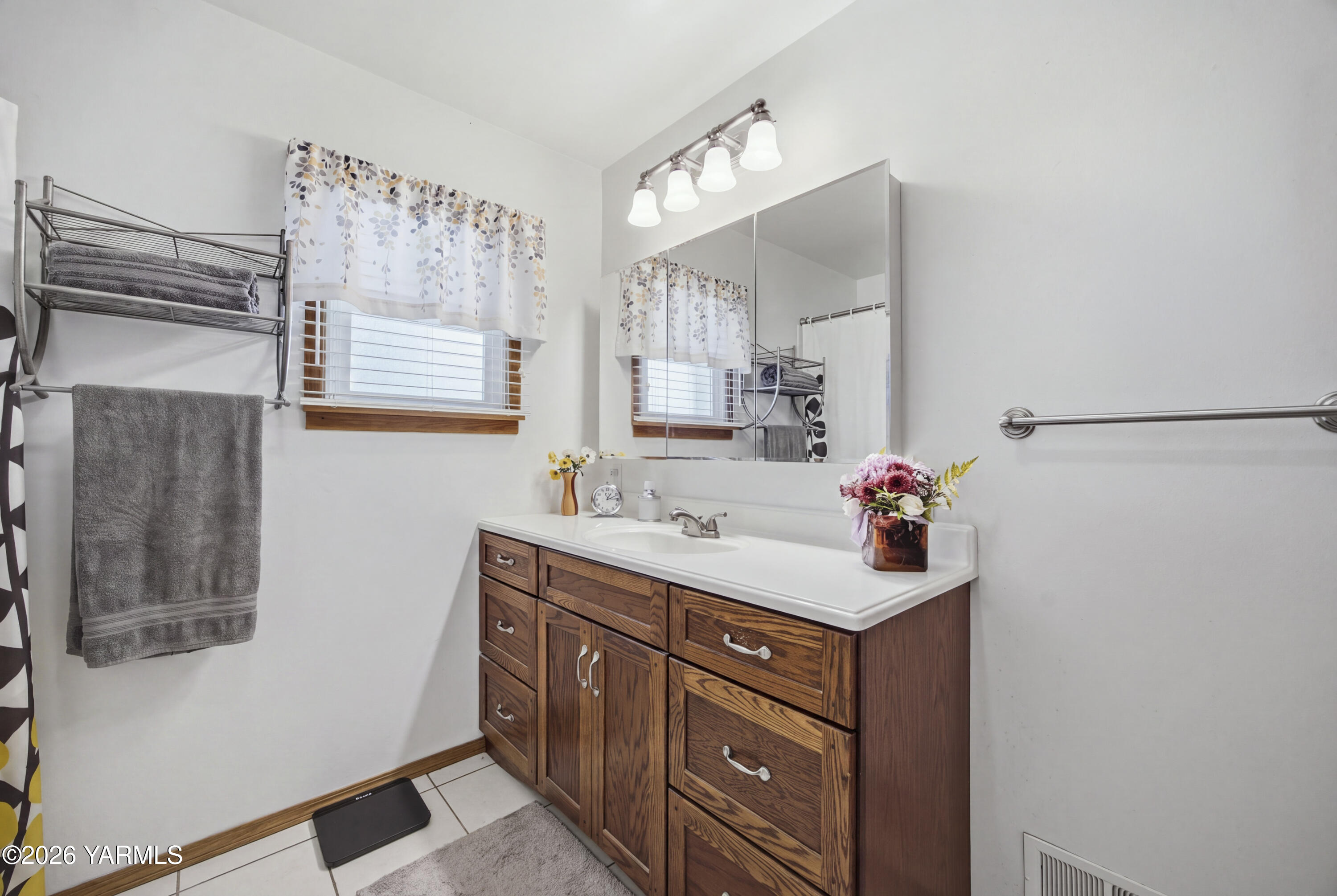 2040 Olmstead Road Grandview, WA 98930 - Photo 23 of 48 2040 Olmstead Rd 8.21.26 29