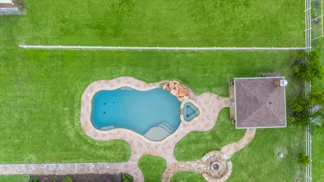 a view of a room with entertaining space and parked