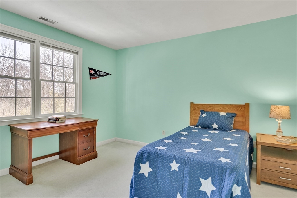 11 Walnut Street Acton, MA 01720 - Photo 26 of 40