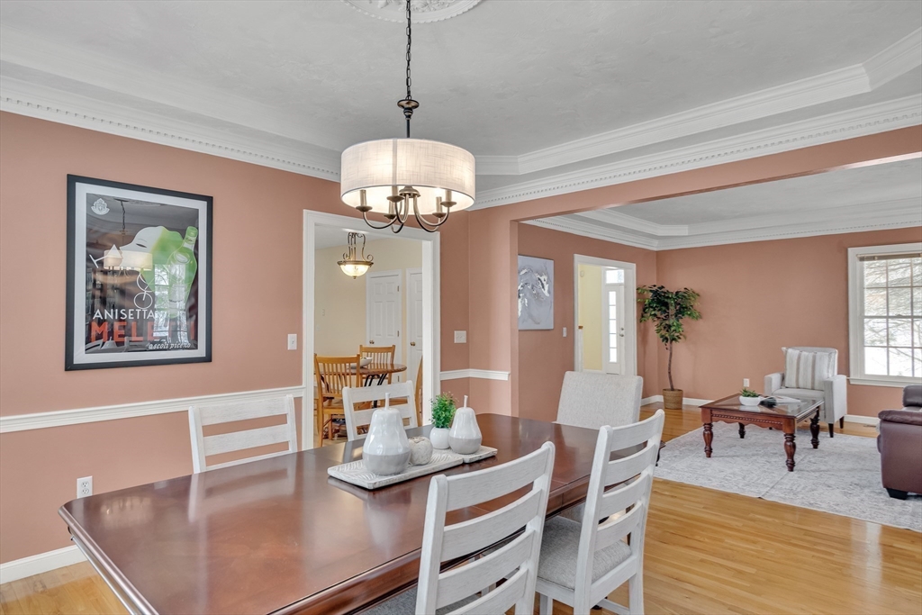 11 Walnut Street Acton, MA 01720 - Photo 9 of 40