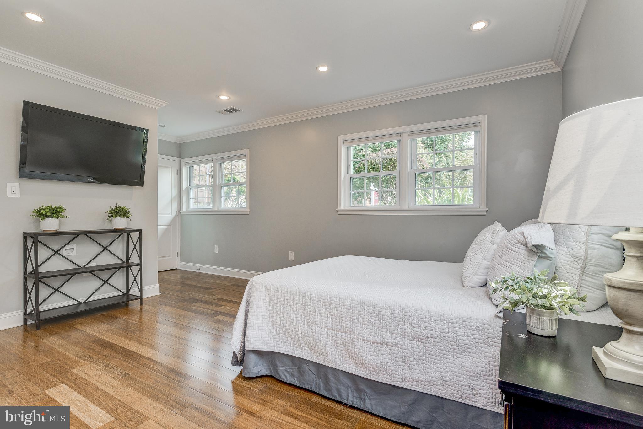 2111 Ellis Street Silver Spring, MD 20910 - Photo 29 of 49