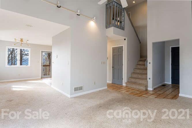 118 Laurel Road Arden, NC 28704 - Photo 7 of 44 Gallery Image 7