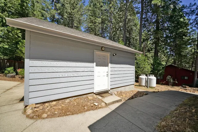 $399,900 | 6230 Dolly Varden Lane, Pollock Pines, CA 95726