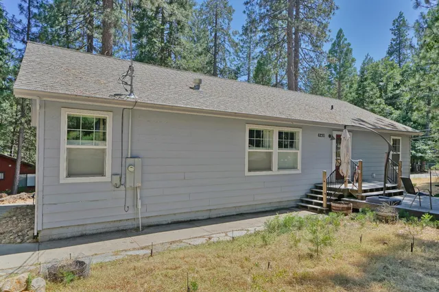$399,900 | 6230 Dolly Varden Lane, Pollock Pines, CA 95726