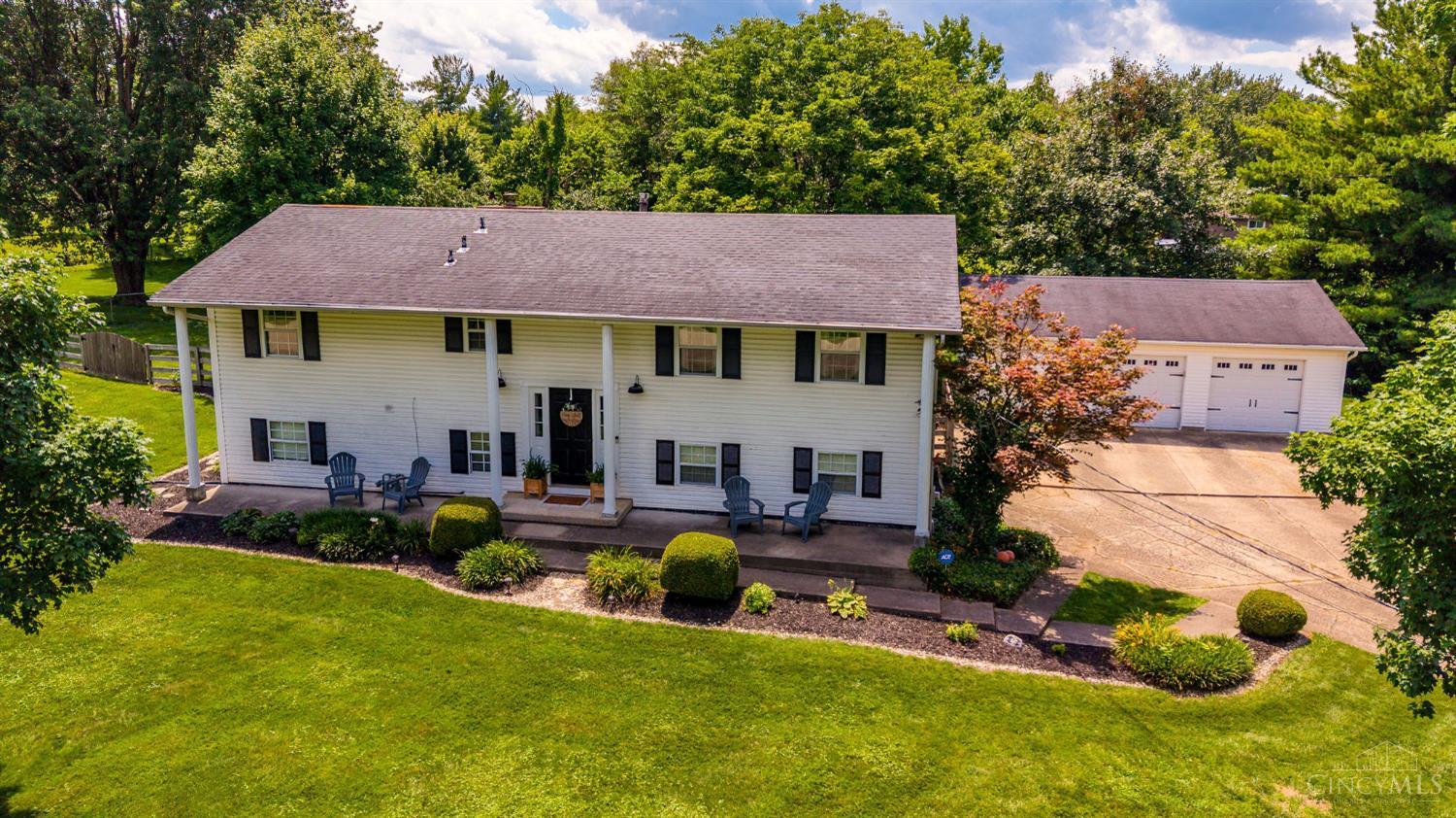 4577 Fisher Road Franklin, OH 45005 - Photo 6 of 46