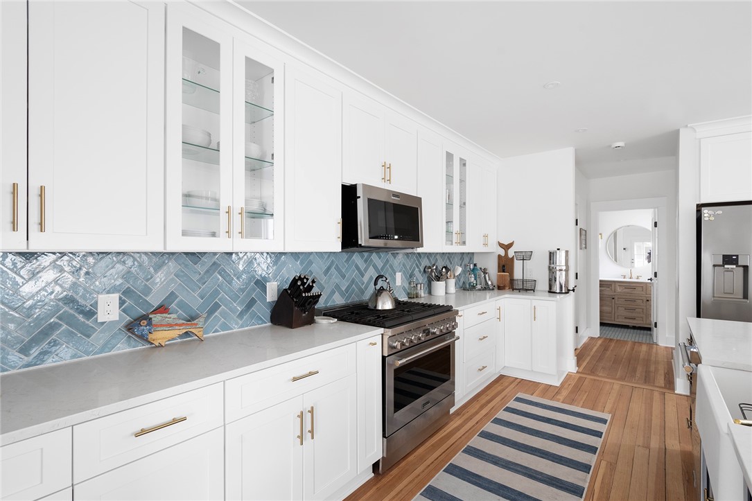 69 Connection Street Newport, RI 02840 - Photo 19 of 38